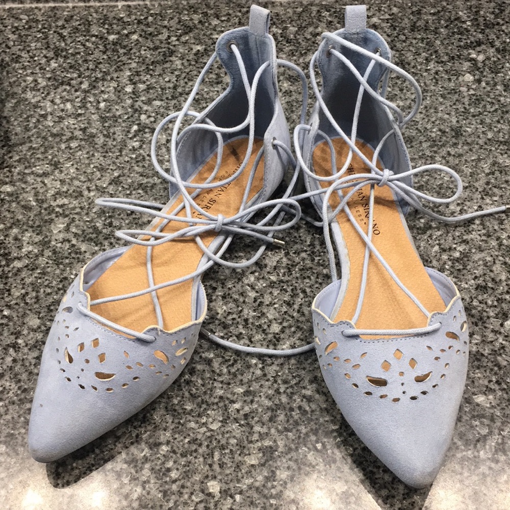 Adorable lace up flats